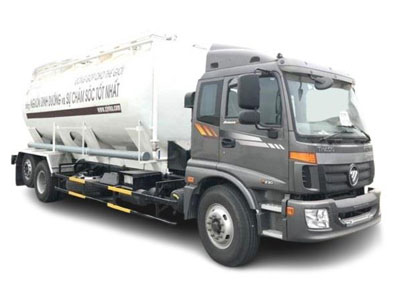 Xe chở thức ăn chăn nuôi